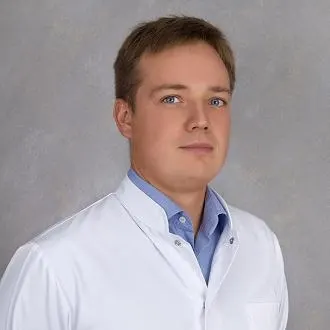 lek. Zachar Karakoz, Urolog